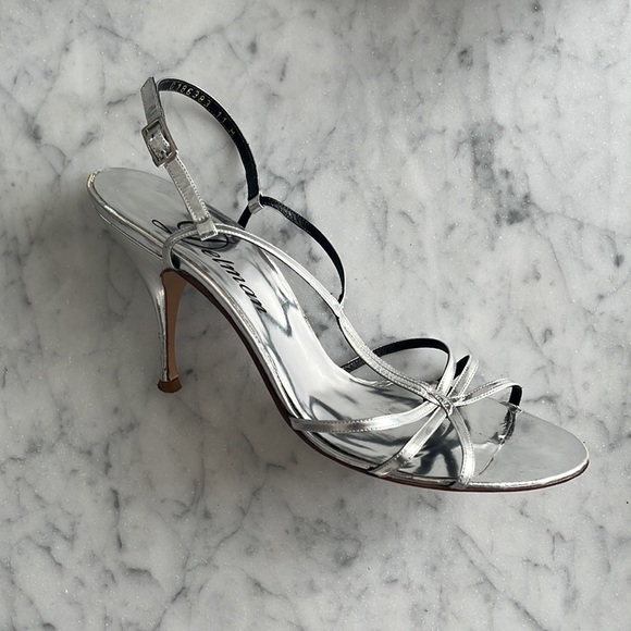 Delman silver metallic sandals - Picture 2 of 8